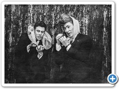 Участники агитбригады студенты А.Красовский и В.Крутьев 1963 год.
Оба продолжили работу в техникуме,  А.Красовский-преподавателем, В.Крутьев-секретарем комитета ВЛКСМ, затем-воспитателем.
