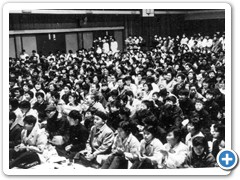 Благодарные зрители, жители города  Ниигаты, 1967 год