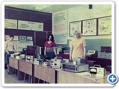Выставка технического творчества учащихся в рамках недели специальности «Радиосвязь и радиовещание», 1988 г.
